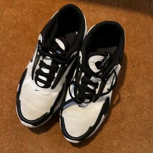 Junior NIKE Airmax, Size US 8.5